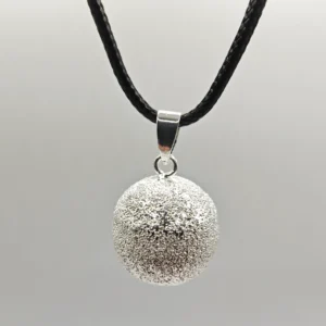 Llamador de Ángeles Aurea con Cadena de Plata de Ley 925 - ANTIAPORA - Imagen 2